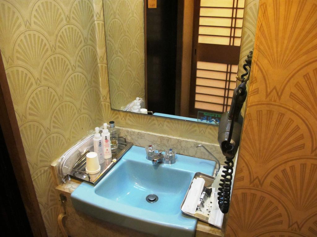 Хостел Yoshi'S House Осака Екстер'єр фото